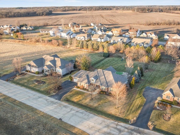 5565 River Run, BELVIDERE, Illinois 61008, 5 Bedrooms Bedrooms, ,3 BathroomsBathrooms,House,For Sale,River Run,202600499