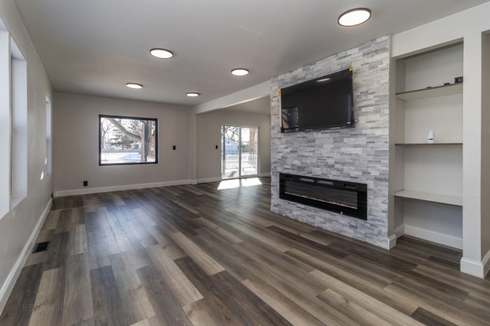 7604 2nd, MACHESNEY PARK, Illinois 61115, 4 Bedrooms Bedrooms, ,3 BathroomsBathrooms,House,For Sale,2nd,202600502