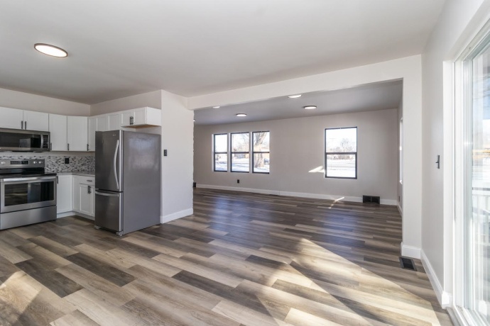 7604 2nd, MACHESNEY PARK, Illinois 61115, 4 Bedrooms Bedrooms, ,3 BathroomsBathrooms,House,For Sale,2nd,202600502