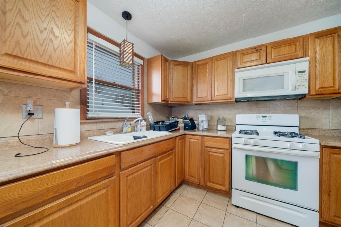 2918 22nd, ROCKFORD, Illinois 61109, 3 Bedrooms Bedrooms, ,1 BathroomBathrooms,House,For Sale,22nd,202600504