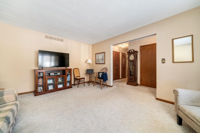 4307 Tallwood, ROCKFORD, Illinois 61114, 3 Bedrooms Bedrooms, ,3 BathroomsBathrooms,House,For Sale,Tallwood,202600509