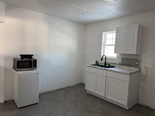 1317 HORACE, ROCKFORD, Illinois 61103, 4 Bedrooms Bedrooms, ,1 BathroomBathrooms,House,For Sale,HORACE,202600511