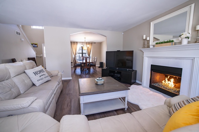 4698 Squaw Valley, LOVES PARK, Illinois 61111, 4 Bedrooms Bedrooms, ,2 BathroomsBathrooms,House,For Sale,Squaw Valley,202600512