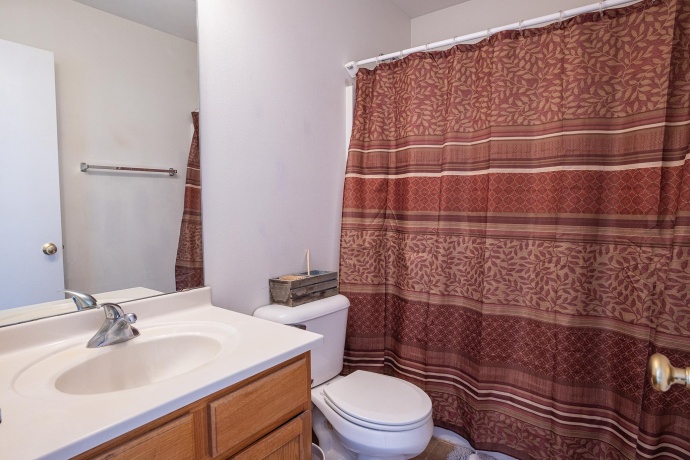 4698 Squaw Valley, LOVES PARK, Illinois 61111, 4 Bedrooms Bedrooms, ,2 BathroomsBathrooms,House,For Sale,Squaw Valley,202600512