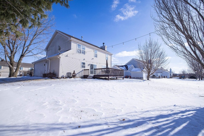 4698 Squaw Valley, LOVES PARK, Illinois 61111, 4 Bedrooms Bedrooms, ,2 BathroomsBathrooms,House,For Sale,Squaw Valley,202600512