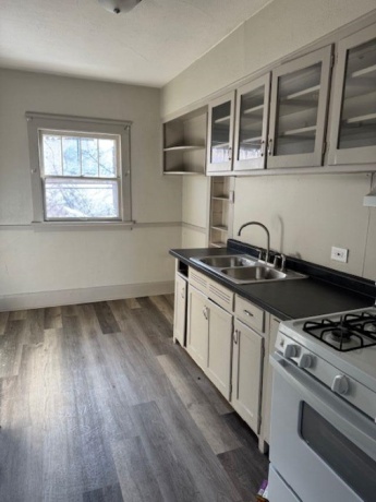 1531 12th, ROCKFORD, Illinois 61104, ,3 - 4 Units,For Sale,12th,202600513