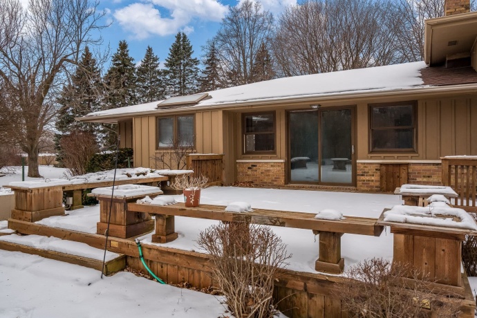 6747 Lynnhurst, ROSCOE, Illinois 61073, 3 Bedrooms Bedrooms, ,2 BathroomsBathrooms,House,For Sale,Lynnhurst,202600519