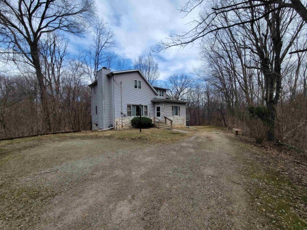 408 4th, SPRING VALLEY, Illinois 61362, 2 Bedrooms Bedrooms, ,1 BathroomBathrooms,House,For Sale,4th,202600520