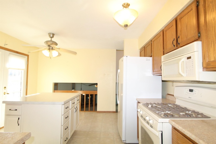 7297 Montmorency, ROCKFORD, Illinois 61108, 4 Bedrooms Bedrooms, ,3 BathroomsBathrooms,House,For Sale,Montmorency,202507042