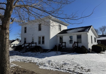 328 Carroll, LANARK, Illinois 61046, 3 Bedrooms Bedrooms, ,2 BathroomsBathrooms,House,For Sale,Carroll,202600521