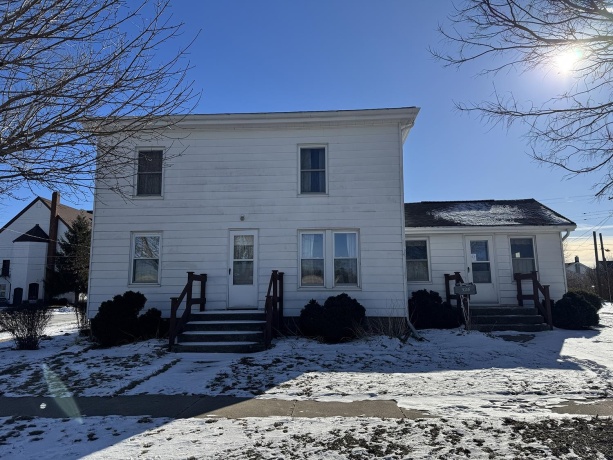 328 Carroll, LANARK, Illinois 61046, 3 Bedrooms Bedrooms, ,2 BathroomsBathrooms,House,For Sale,Carroll,202600521