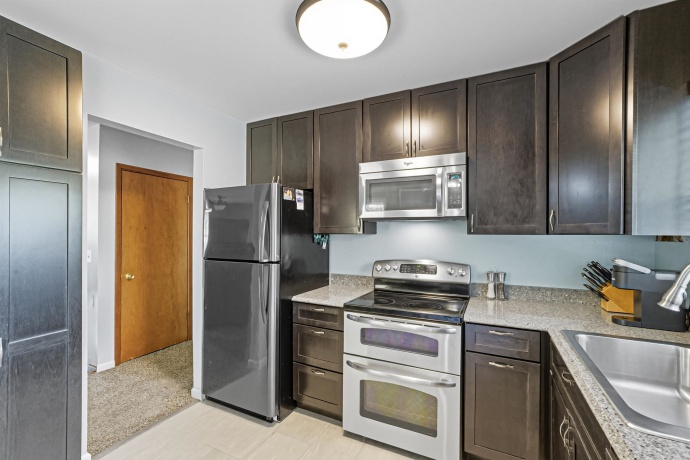 2124 Middlebury, FREEPORT, Illinois 61032, 3 Bedrooms Bedrooms, ,1 BathroomBathrooms,House,For Sale,Middlebury,202505796