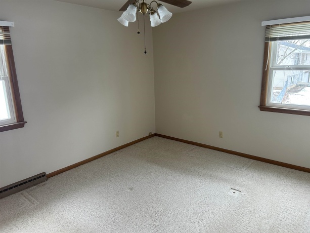 2129 Sunset, FREEPORT, Illinois 61032, 3 Bedrooms Bedrooms, ,1 BathroomBathrooms,House,For Sale,Sunset,202600524