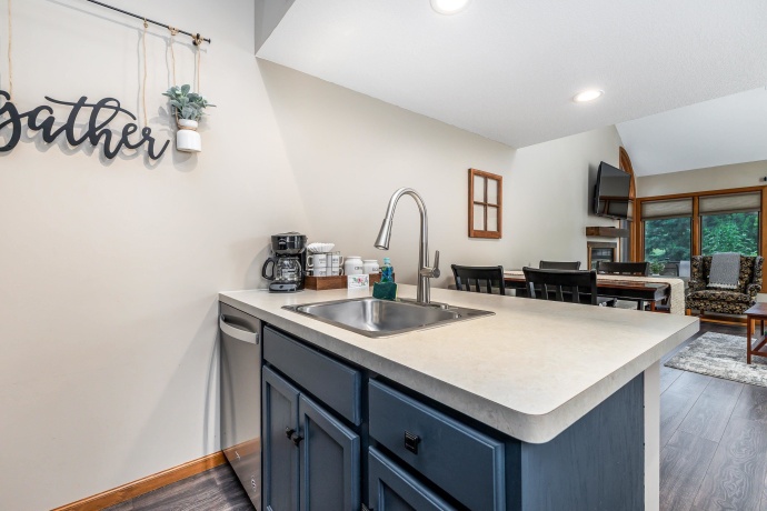 2 Creekwood, GALENA, Illinois 61036, 2 Bedrooms Bedrooms, ,2 BathroomsBathrooms,Condominium,For Sale,Creekwood,202600525