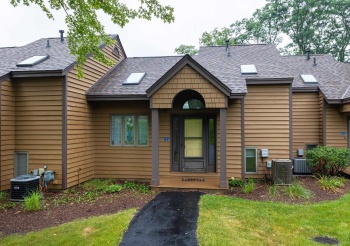 2 Creekwood, GALENA, Illinois 61036, 2 Bedrooms Bedrooms, ,2 BathroomsBathrooms,Condominium,For Sale,Creekwood,202600525