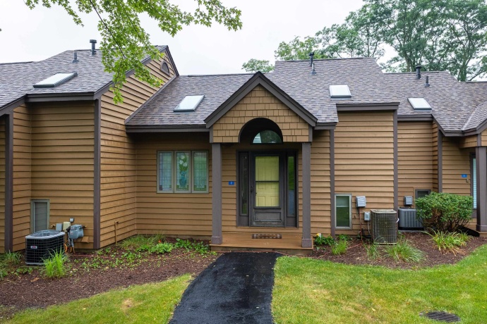 2 Creekwood, GALENA, Illinois 61036, 2 Bedrooms Bedrooms, ,2 BathroomsBathrooms,Condominium,For Sale,Creekwood,202600525