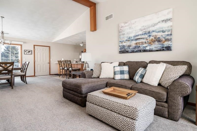 10138 MONARCH RD #4, ROSCOE, Illinois 61073, 2 Bedrooms Bedrooms, ,2 BathroomsBathrooms,Condominium,For Sale,MONARCH RD #4,202600528