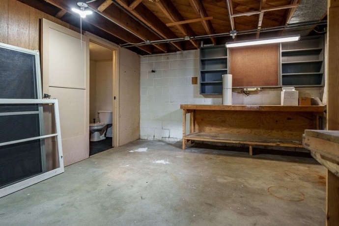 926 Stratford, ROCKFORD, Illinois 61107, 3 Bedrooms Bedrooms, ,2 BathroomsBathrooms,House,For Sale,Stratford,202600535