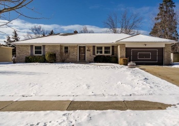 926 Stratford, ROCKFORD, Illinois 61107, 3 Bedrooms Bedrooms, ,2 BathroomsBathrooms,House,For Sale,Stratford,202600535