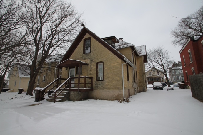 328 Prospect, ROCKFORD, Illinois 61104, ,3 - 4 Units,For Sale,Prospect,202600538