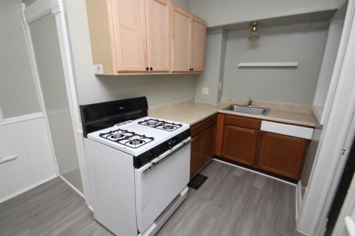 328 Prospect, ROCKFORD, Illinois 61104, ,3 - 4 Units,For Sale,Prospect,202600538