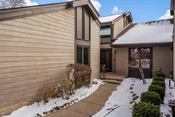 5357 WINDING CREEK, ROCKFORD, Illinois 61114, 2 Bedrooms Bedrooms, ,2 BathroomsBathrooms,Condominium,For Sale,WINDING CREEK,202600540