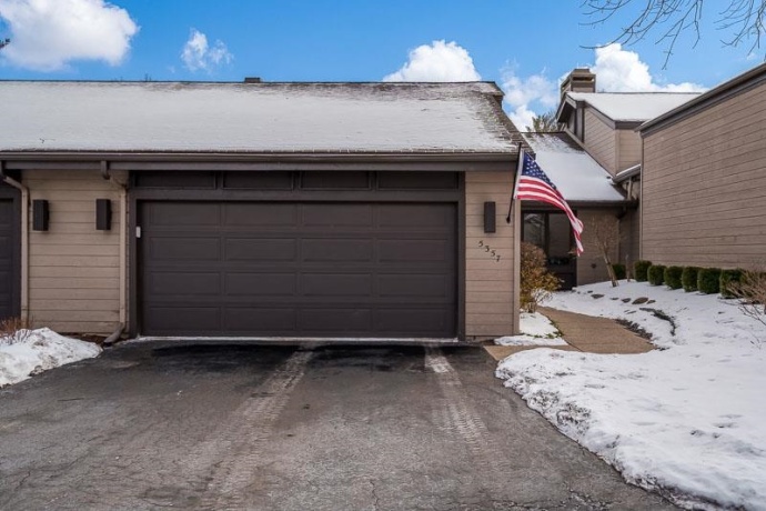 5357 WINDING CREEK, ROCKFORD, Illinois 61114, 2 Bedrooms Bedrooms, ,2 BathroomsBathrooms,Condominium,For Sale,WINDING CREEK,202600540