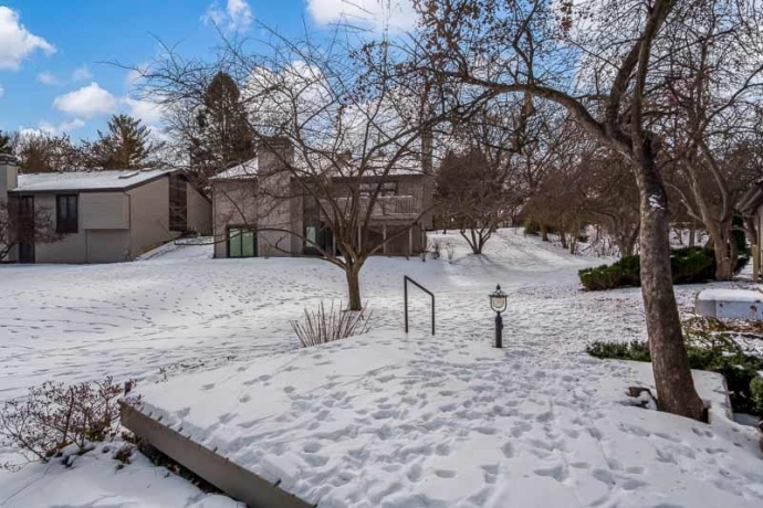 5357 WINDING CREEK, ROCKFORD, Illinois 61114, 2 Bedrooms Bedrooms, ,2 BathroomsBathrooms,Condominium,For Sale,WINDING CREEK,202600540