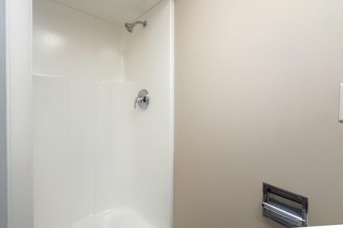 1424 Comanche, ROCKFORD, Illinois 61107, 3 Bedrooms Bedrooms, ,2 BathroomsBathrooms,House,For Sale,Comanche,202600547