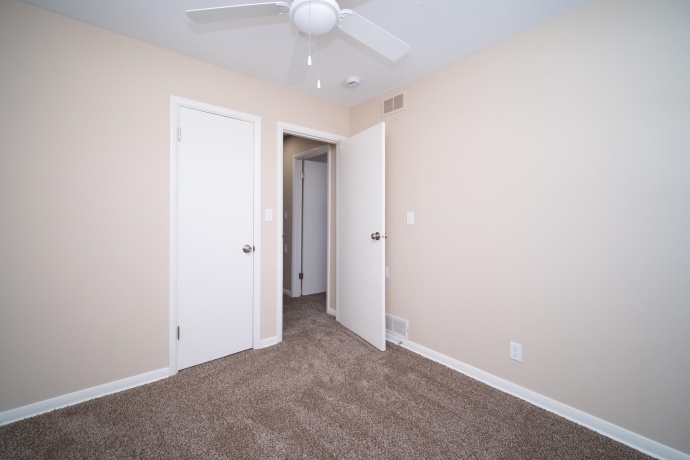 1424 Comanche, ROCKFORD, Illinois 61107, 3 Bedrooms Bedrooms, ,2 BathroomsBathrooms,House,For Sale,Comanche,202600547