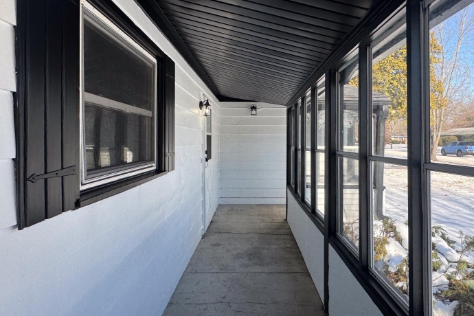 1424 Comanche, ROCKFORD, Illinois 61107, 3 Bedrooms Bedrooms, ,2 BathroomsBathrooms,House,For Sale,Comanche,202600547