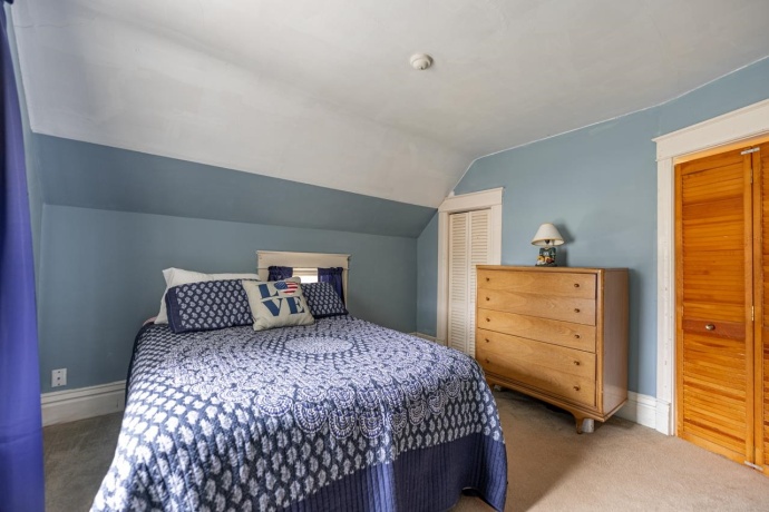 612 Chicago, BELVIDERE, Illinois 61008, 4 Bedrooms Bedrooms, ,1 BathroomBathrooms,House,For Sale,Chicago,202600244