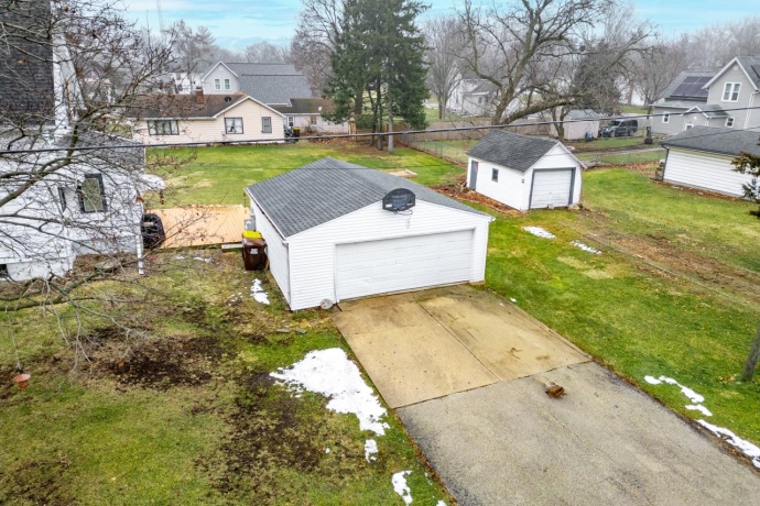 612 Chicago, BELVIDERE, Illinois 61008, 4 Bedrooms Bedrooms, ,1 BathroomBathrooms,House,For Sale,Chicago,202600244