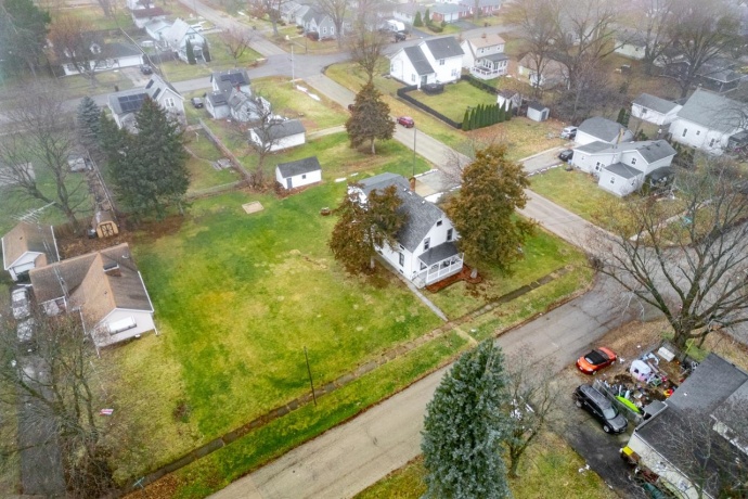 612 Chicago, BELVIDERE, Illinois 61008, 4 Bedrooms Bedrooms, ,1 BathroomBathrooms,House,For Sale,Chicago,202600244