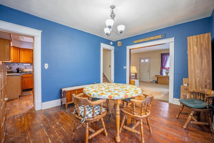 612 Chicago, BELVIDERE, Illinois 61008, 4 Bedrooms Bedrooms, ,1 BathroomBathrooms,House,For Sale,Chicago,202600244