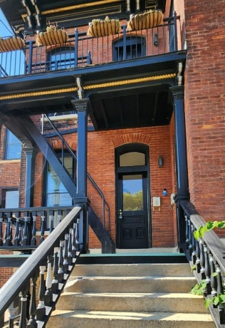 129 2nd, ROCKFORD, Illinois 61107, ,5+ Units,For Sale,2nd,202600552