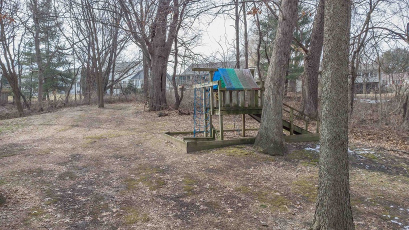 684 Sioux, FREEPORT, Illinois 61032, 4 Bedrooms Bedrooms, ,3 BathroomsBathrooms,House,For Sale,Sioux,202507451