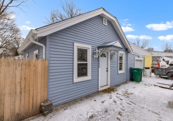 525 Memorial, ROCKFORD, Illinois 61102, 2 Bedrooms Bedrooms, ,1 BathroomBathrooms,House,For Sale,Memorial,202600564