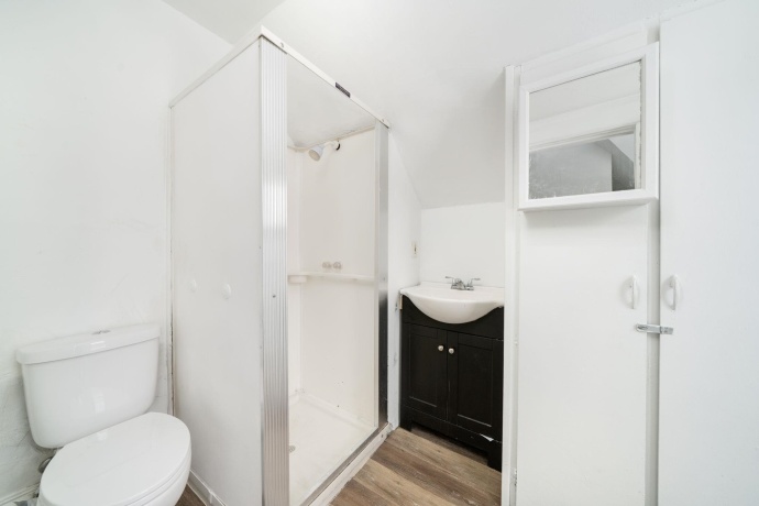 906 5th, ROCKFORD, Illinois 61104, ,2 Units,For Sale,5th,202600567