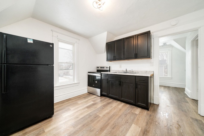 906 5th, ROCKFORD, Illinois 61104, ,2 Units,For Sale,5th,202600567