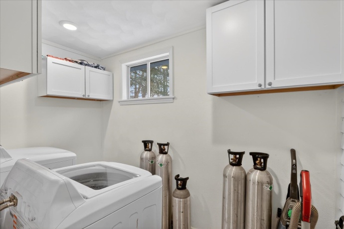 7571 IL 75, ROCK CITY, Illinois 61070, 3 Bedrooms Bedrooms, ,2 BathroomsBathrooms,House,For Sale,IL 75,202600569