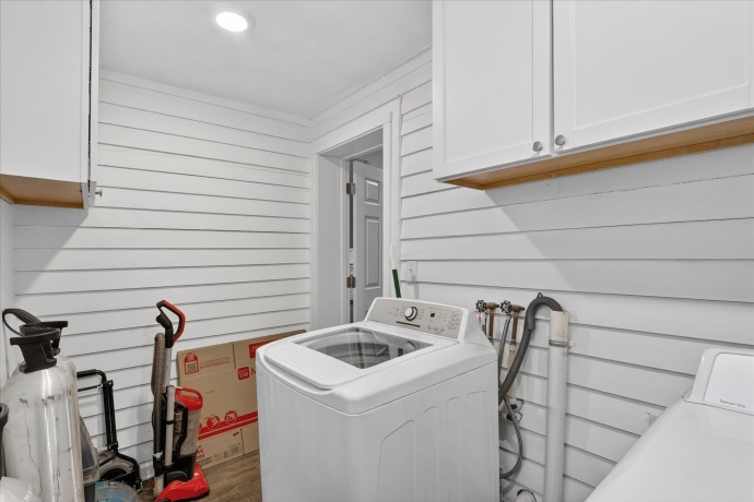 7571 IL 75, ROCK CITY, Illinois 61070, 3 Bedrooms Bedrooms, ,2 BathroomsBathrooms,House,For Sale,IL 75,202600569