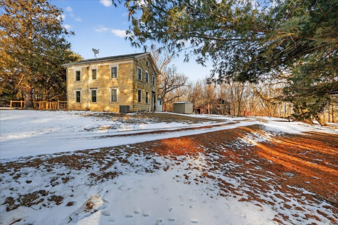 7571 IL 75, ROCK CITY, Illinois 61070, 3 Bedrooms Bedrooms, ,2 BathroomsBathrooms,House,For Sale,IL 75,202600569