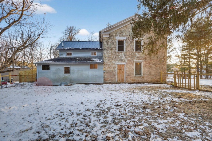 7571 IL 75, ROCK CITY, Illinois 61070, 3 Bedrooms Bedrooms, ,2 BathroomsBathrooms,House,For Sale,IL 75,202600569