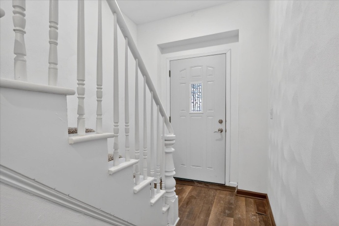 7571 IL 75, ROCK CITY, Illinois 61070, 3 Bedrooms Bedrooms, ,2 BathroomsBathrooms,House,For Sale,IL 75,202600569