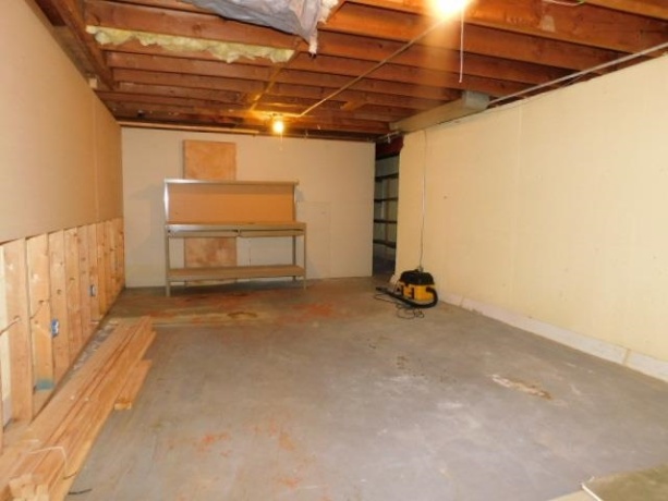 821 Tamarack, ROCKFORD, Illinois 61107, 3 Bedrooms Bedrooms, ,2 BathroomsBathrooms,House,For Sale,Tamarack,202600570