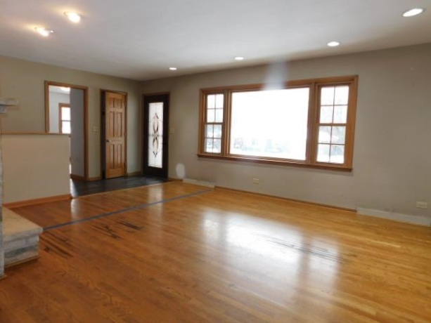 821 Tamarack, ROCKFORD, Illinois 61107, 3 Bedrooms Bedrooms, ,2 BathroomsBathrooms,House,For Sale,Tamarack,202600570