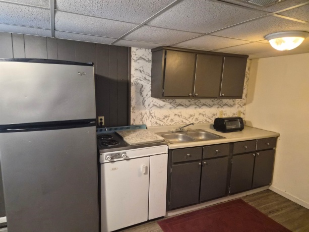 810 CAMLIN, ROCKFORD, Illinois 61103, 4 Bedrooms Bedrooms, ,2 BathroomsBathrooms,House,For Sale,CAMLIN,202600576