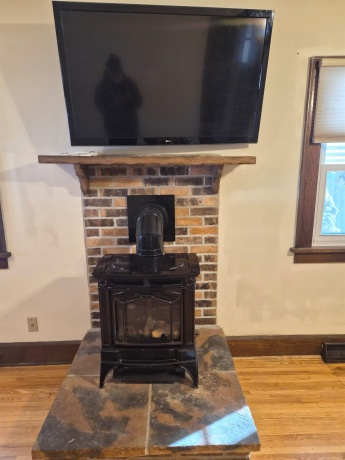 810 CAMLIN, ROCKFORD, Illinois 61103, 4 Bedrooms Bedrooms, ,2 BathroomsBathrooms,House,For Sale,CAMLIN,202600576