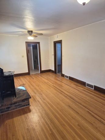 810 CAMLIN, ROCKFORD, Illinois 61103, 4 Bedrooms Bedrooms, ,2 BathroomsBathrooms,House,For Sale,CAMLIN,202600576